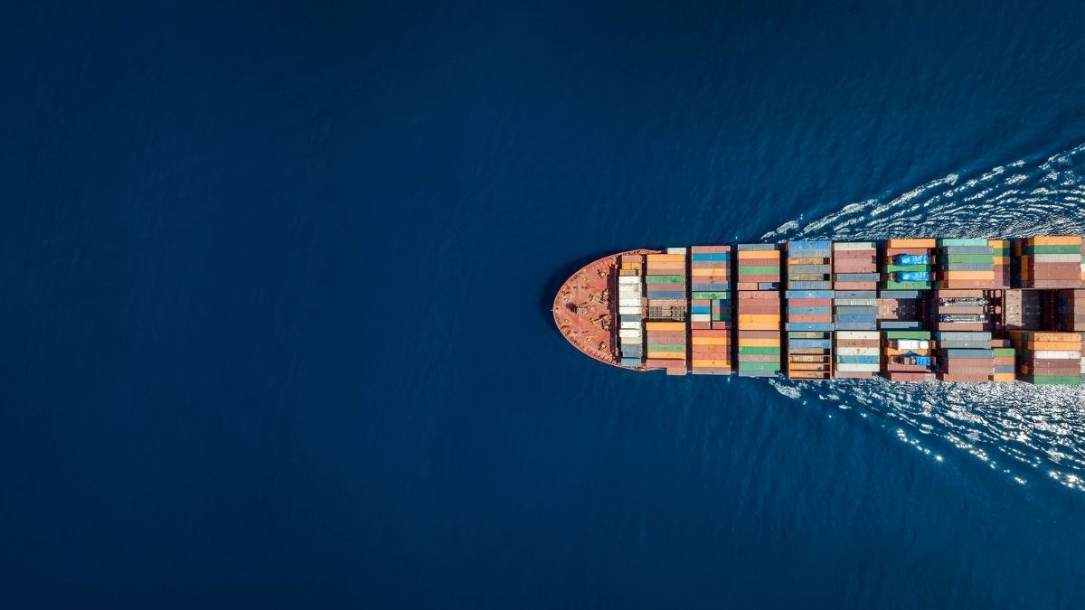 Supreme Court Strikes Down IEEPA Tariffs | C.H. Robinson